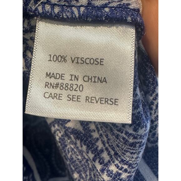 Ava Christine blue White Floral Paisley Skirt Women’s Size Med boho Viscose mini - Picture 3 of 5